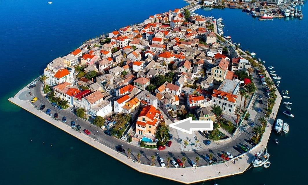 Apartments Maris Vranjic Екстериор снимка