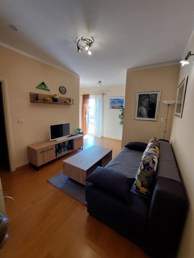 Apartments Maris Vranjic Екстериор снимка