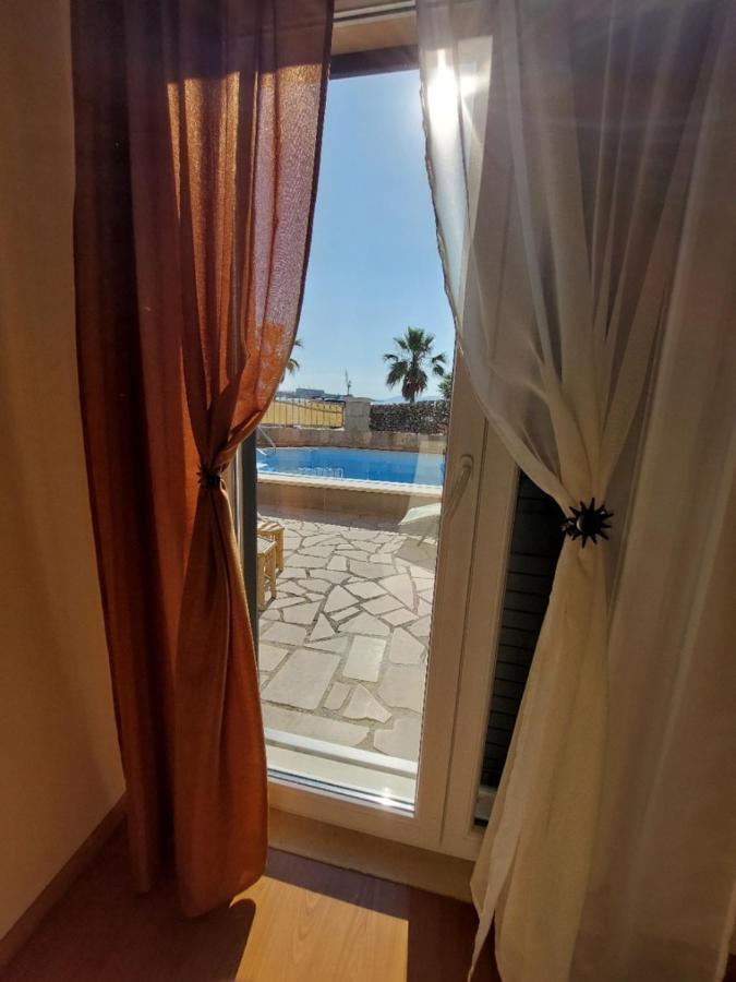 Apartments Maris Vranjic Екстериор снимка